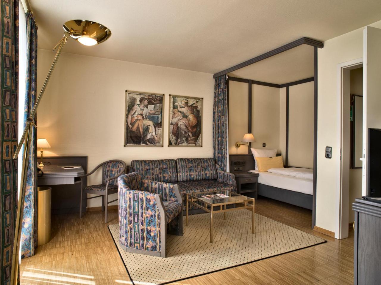 Posthaus Hotel Residenz Kronberg im Taunus Dış mekan fotoğraf